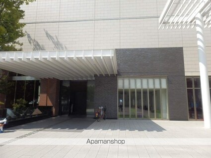 東京都台東区西浅草３丁目[2LDK/72.58m2]のエントランス2