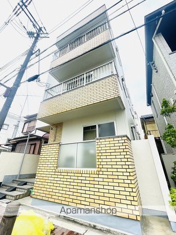 中島マンションの外観写真