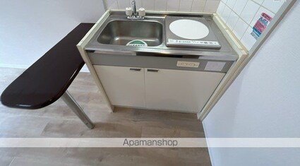 ジュエリー世田谷[1R/18m2]のキッチン