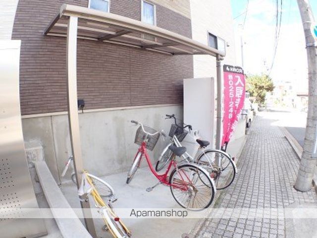 プラタナス旭町の外観写真
