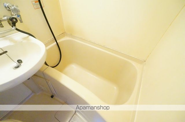 ベイ桂岡IIの内装写真