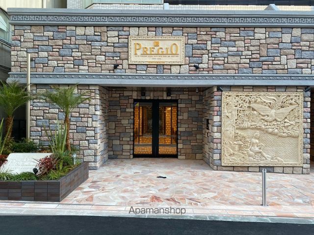 プレジオ鎗屋町の玄関写真