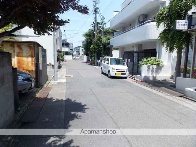 荘苑浄心本通西館の周辺写真
