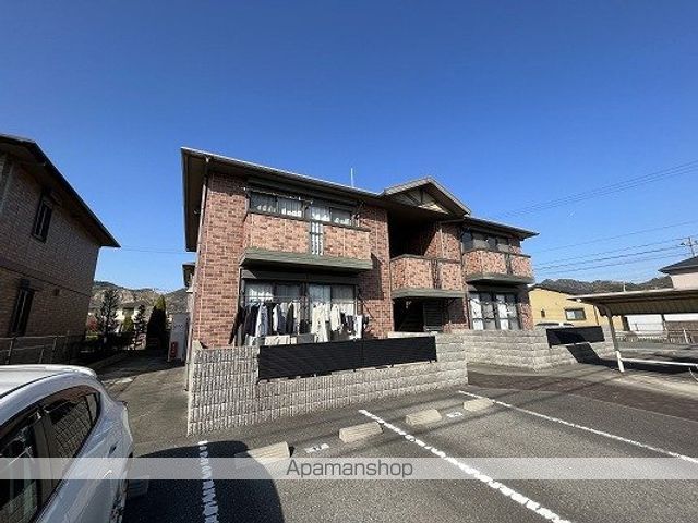 チェリーコート B棟の外観写真