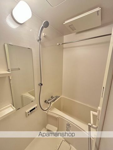 COMFORIA江坂広芝町の内装写真