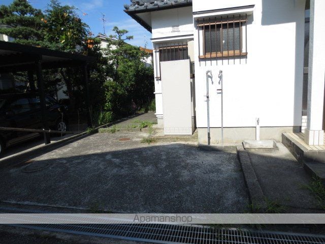 富山地鉄富山港線 下奥井駅 徒歩15分 2階建 築44年の内装写真