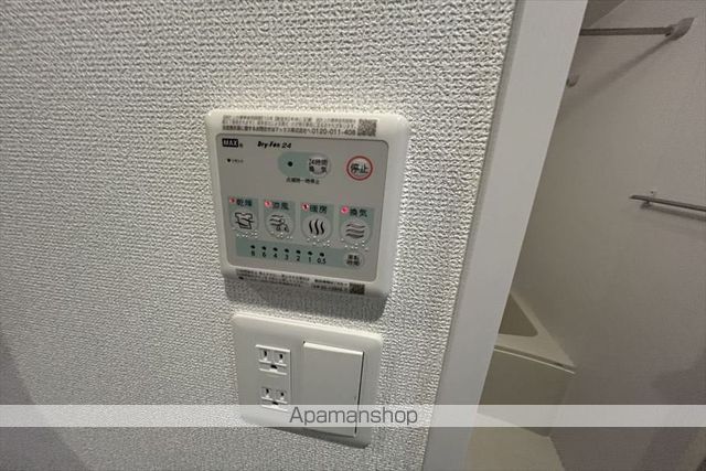 セレニテ江坂エクラの内装写真