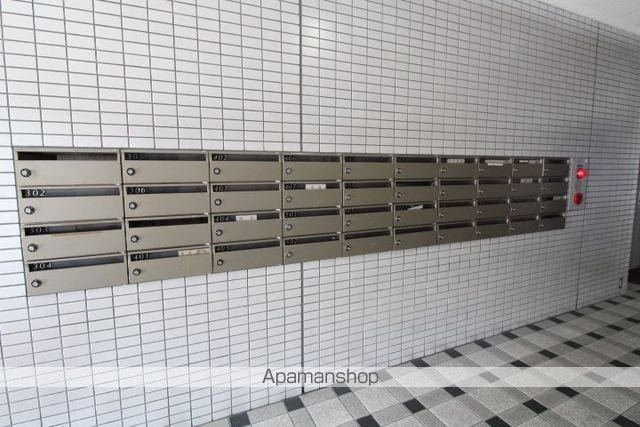 双葉ヒルズ横川駅前の玄関写真