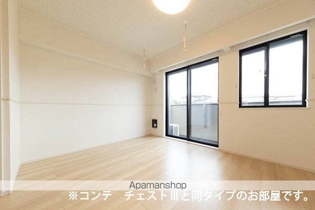 グレイスパークIIIの内装写真