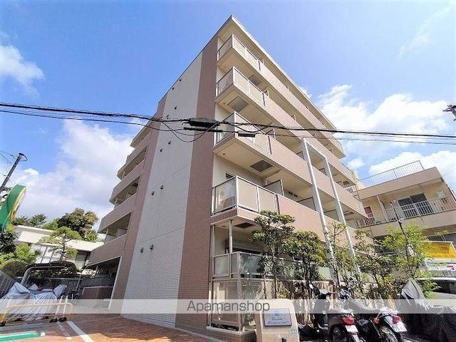ファミーユ千里山西の外観写真