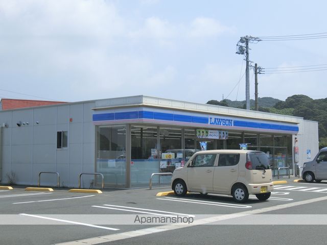 ファミールNAKAYAMAの周辺写真