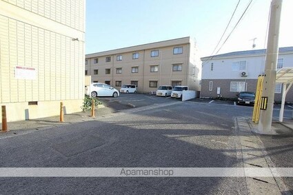 ニューエルディム裕Ⅱ[2LDK/66.27m2]の共用部1