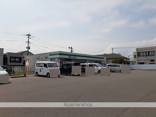 ジームスBの周辺写真