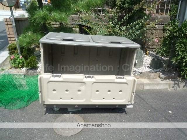 アクティ山一の玄関写真