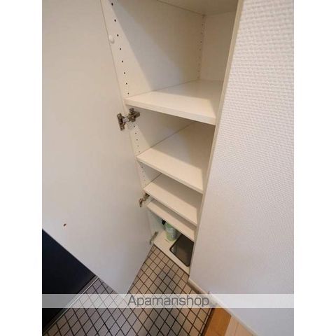 グランカーサ新宿御苑の内装写真