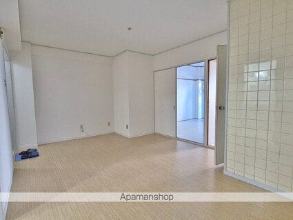 シャトル岡崎[2LDK/50m2]の内装5