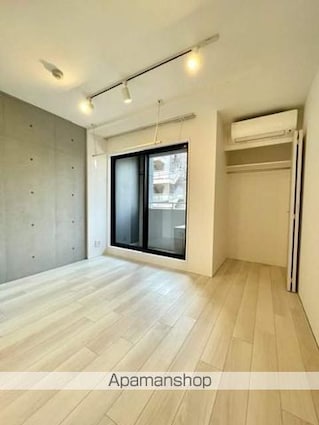 ラクラス四谷３丁目[1DK/30.64m2]のバルコニー