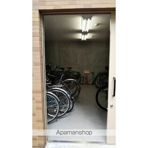 エナコート知事公館前の内装写真