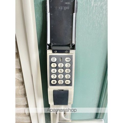ヴィラ フィレーチェの内装写真