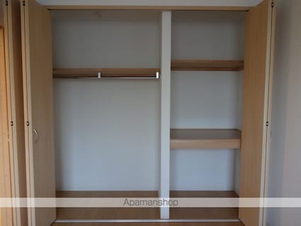 クレドール南川添[1LDK/50.2m2]の収納