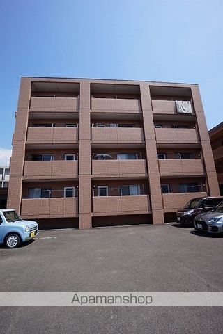 シャテロ巴の外観写真