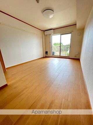 パラッツオエレガンテ[1R/27.25m2]のリビング・居間