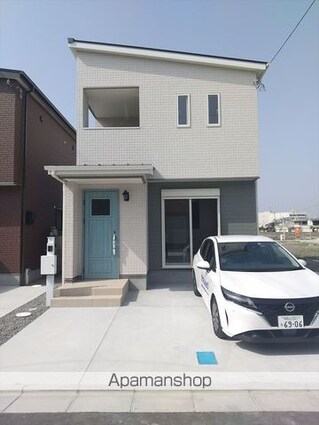 ヤマイチテラス西浜[3LDK/72.66m2]のエントランス