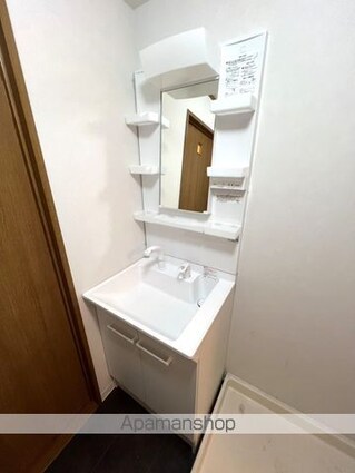 Ｂ－ｍａｉｍａｉ[2LDK/62.16m2]の洗面所