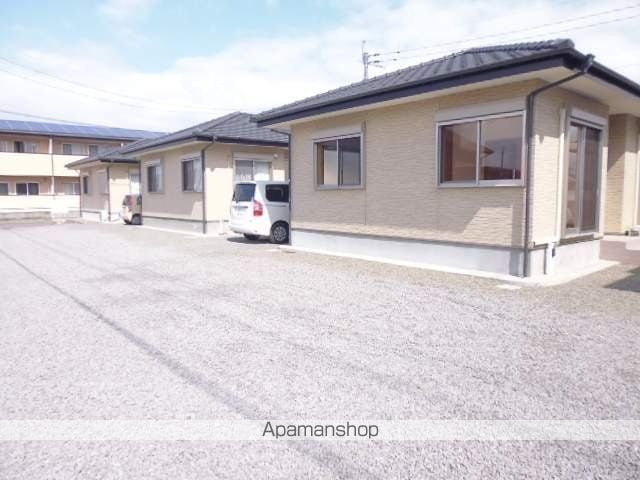 椎原貸家の外観写真