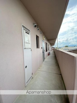 香川県高松市林町[2LDK/60.97m2]の共用部1
