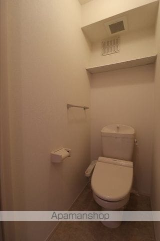 メゾン エミグラント B棟の内装写真