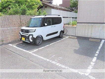 レオパレスアーリーバード[1K/23.18m2]の駐車場