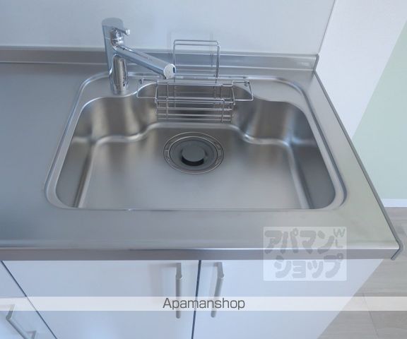 日本鉱産ビルグラハイツの内装写真