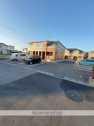 サンリット・オアシスＡ[2LDK/58.86m2]の駐車場