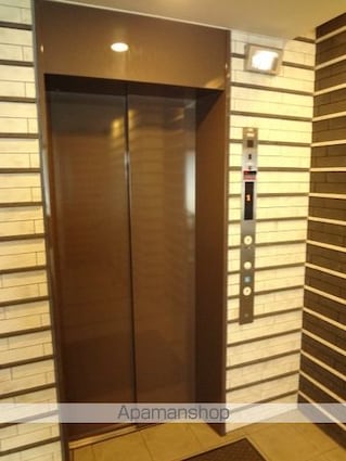パークアクシス住吉[1K/24.4m2]の玄関
