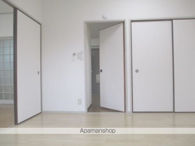 レジデンス華の内装写真