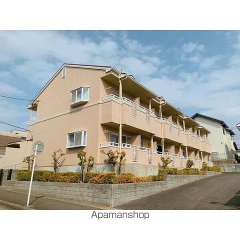 ヒルズMYの玄関写真