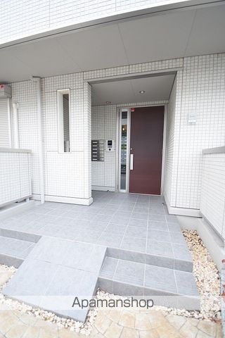 グレイスコートの玄関写真