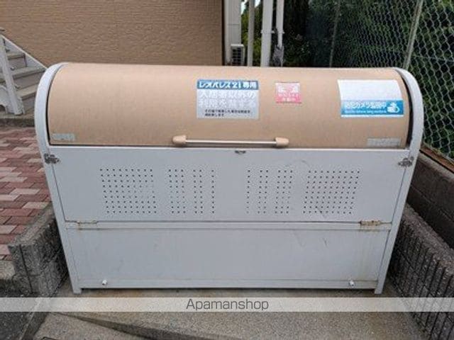 レオパレスサガタの外観写真