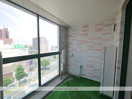 愛知県名古屋市瑞穂区瑞穂通８丁目[2LDK/73.56m2]のバルコニー