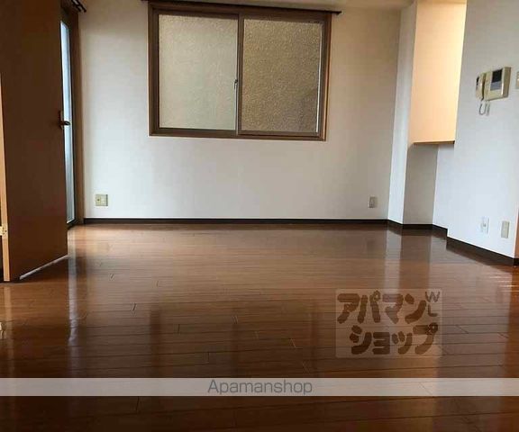 TWINKLECOURT桂EASTの内装写真