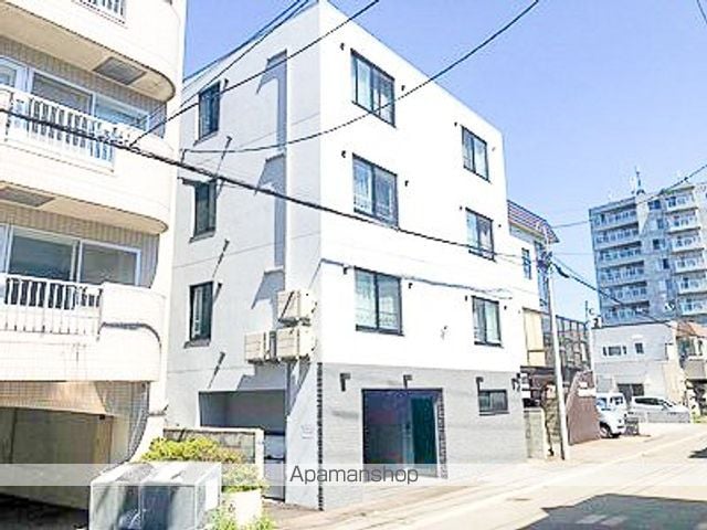 クリスタルN9の外観写真