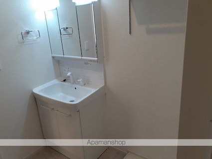 キョウハイムＤ[2LDK/63.03m2]の洗面所