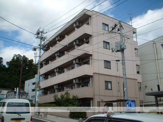 はちさんマンションの外観写真
