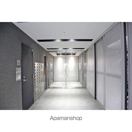 ｍｏｎｏ　ｔｅｒｒＡｃｅ[1K/25.08m2]のエントランス2