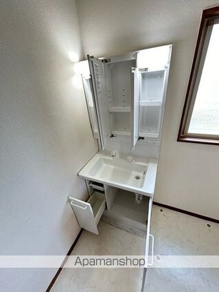 青梅駒木町貸家[4LDK/94.64m2]の洗面所