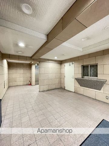 スカイコート目白台の内装写真