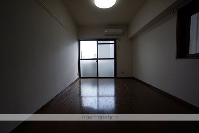 丸の内USビルの内装写真