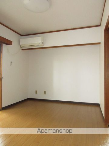 尾関ハイツの内装写真