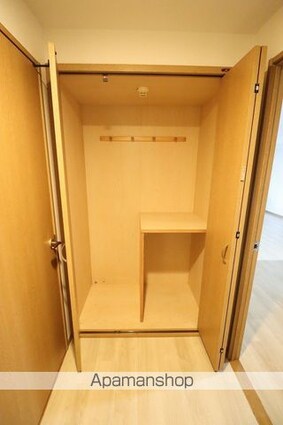 ドルフ秋川[2LDK/60.24m2]の収納